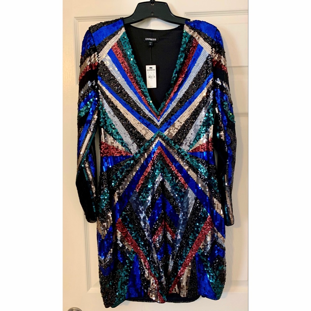 Sequin Long Sleeve Deep V Mini Sheath Dress ❤️